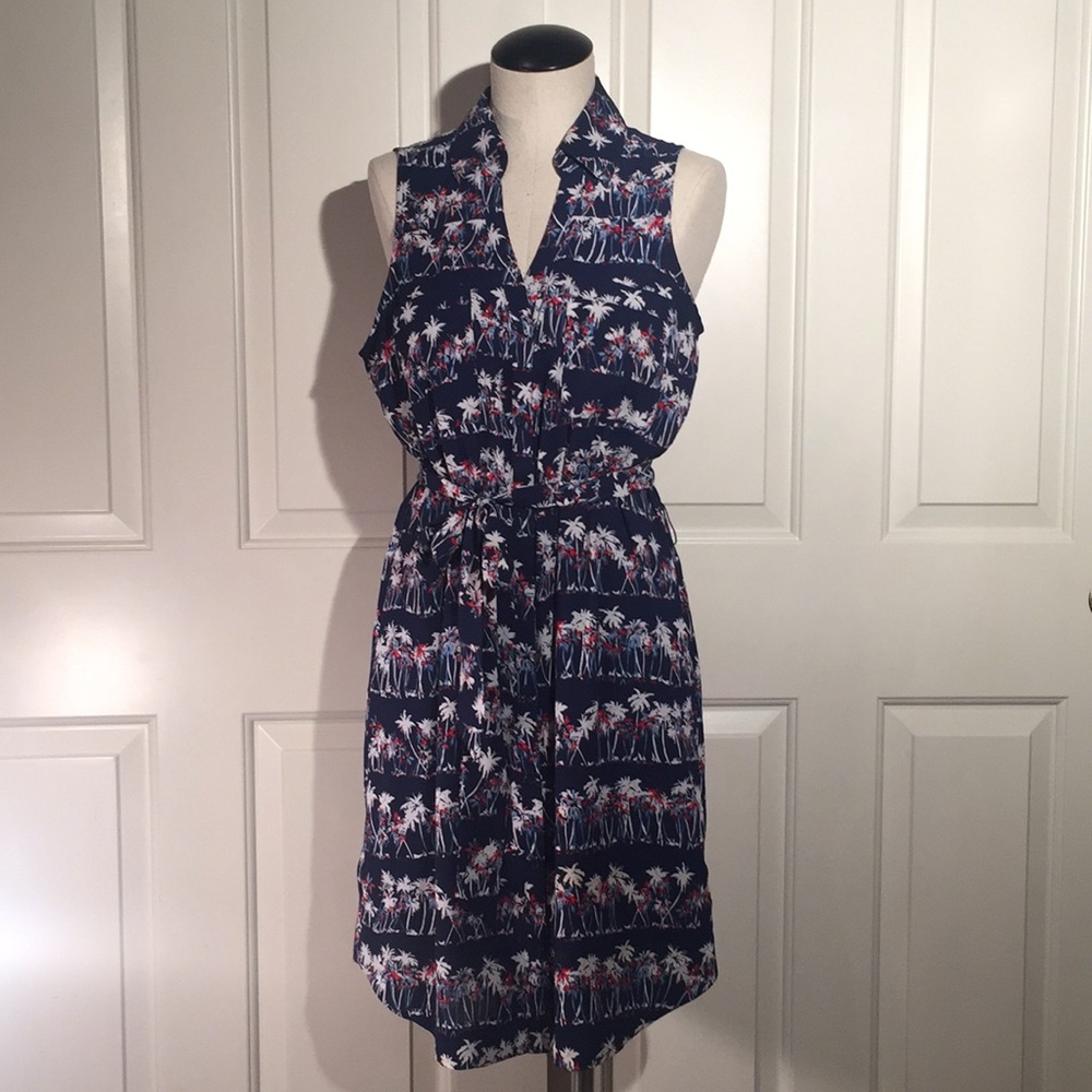 🌴 Express navy sleeveless palms shirt dress